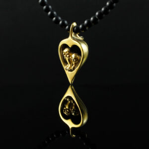 Halskette "Eulenkapsel", 935 Silber vergoldet und teilgeschwärzt, Onyx