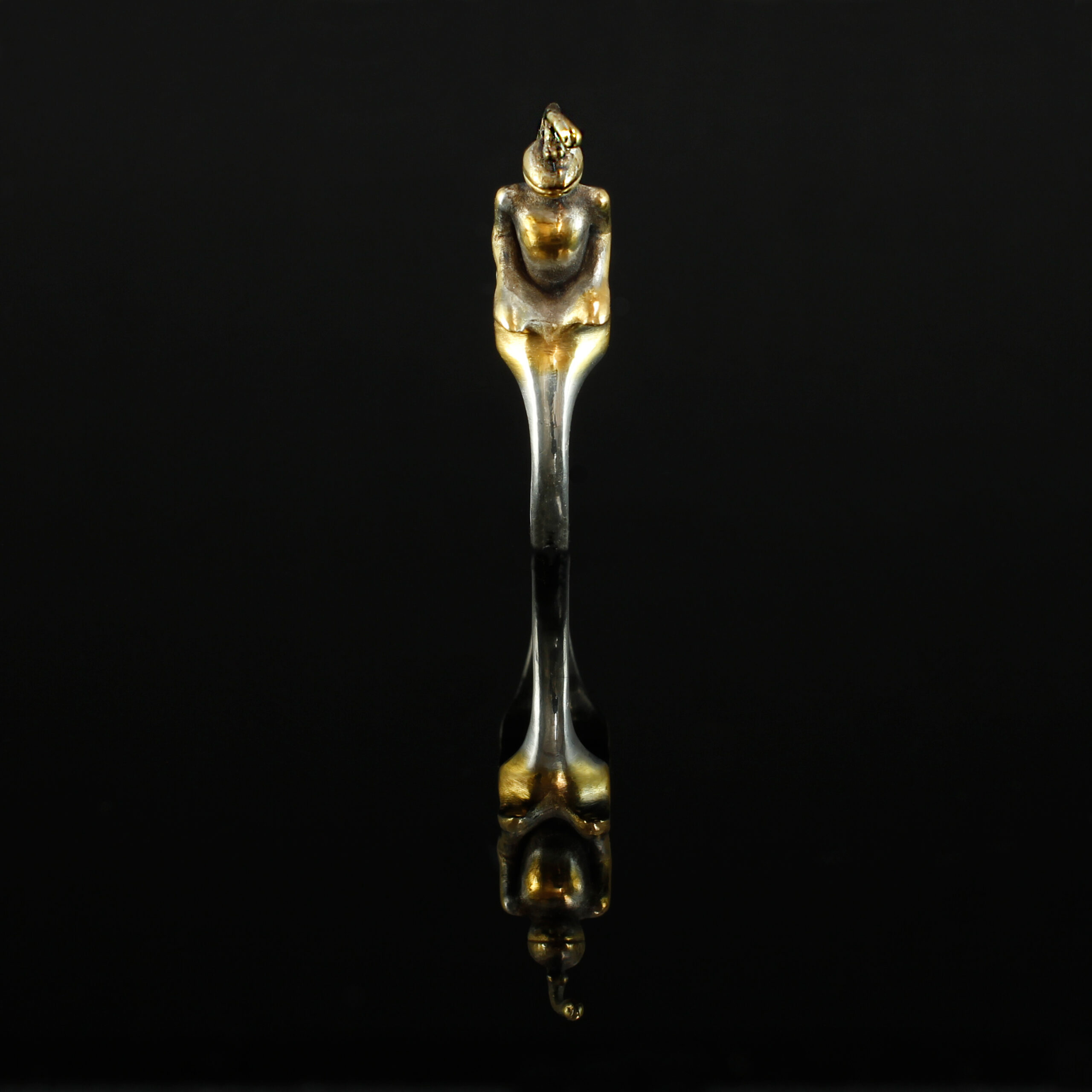 Ritterring, 935 Silber, teilvergoldet und -geschwärzt