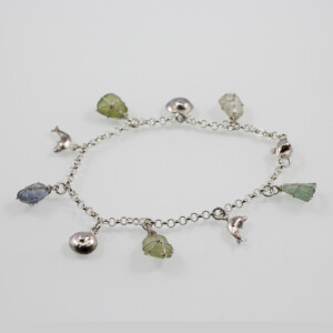 Sammelarmband "Meer", 935 Silber, ziselierte Delphine und Schneckenhäuser, Meeresglas