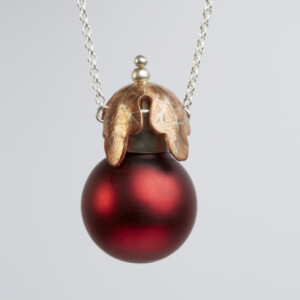 Saatkugel „Purpurglöckchen“, Glas Ø 20mm, 935 Silber, Kupfer, 840 € Saatkugel „Purpurglöckchen“, Glas Ø 20mm, 935 Silber, Kupfer