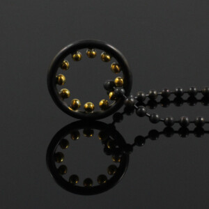 Anhänger "Europa" , Kugelkette, Ø 2,3 cm, 935 Silber, teilgeschwärzt und -vergoldet, 390 € Anhänger "Europa" , Kugelkette, Ø 2,3 cm, 935 Silber, teilgeschwärzt und -vergoldet