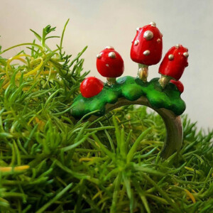 "Pilzring", 935 Silber, koloriert "Pilzring", 935 Silber, koloriert