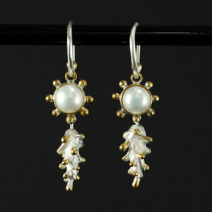 Ohrringe mit großem Zapfen, 935 Silber, teilvergoldet, Perle, 780 € Ohrringe mit großem Zapfen, 935 Silber, teilvergoldet, Perle