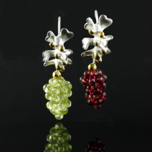 Traubenohrringe, 935 Silber teilvergoldet, Peridot und Granat