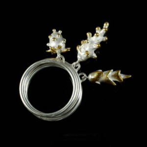 Bommelringe, 935 Silber teilvergoldet, je 235 € Bommelringe, 935 Silber teilvergoldet